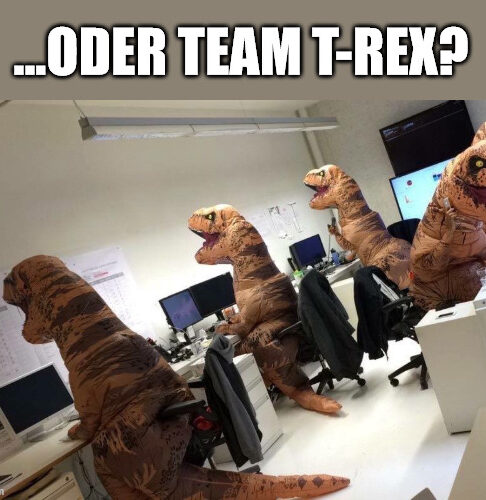 Fünf Tyrannusaurus-Rex sitzen im Büro