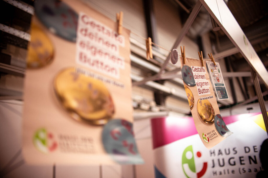 Plakate Messe Chance: Gestalte deinen eigenen Button