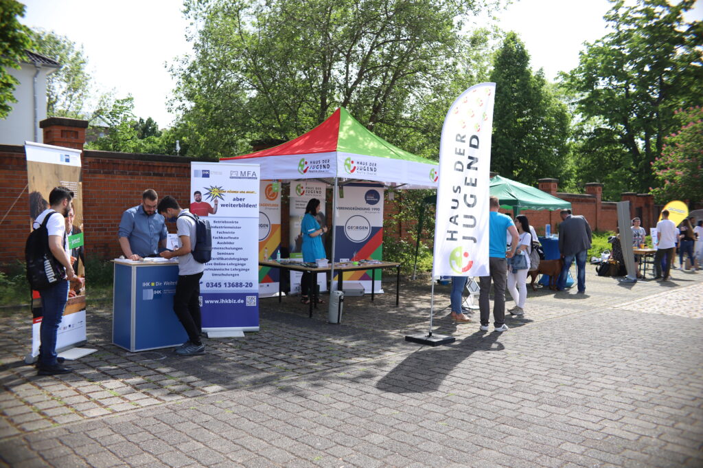 Stand des Hauses der Jugend bei der Ausbildungsbörse der Agentur für Arbeit